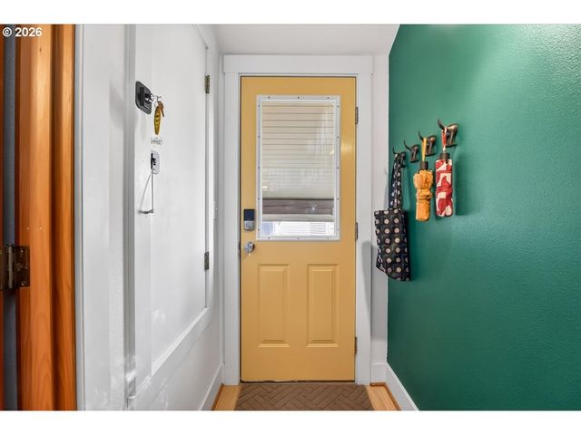 6124 Se 17TH Ave, Portland, OR 97202