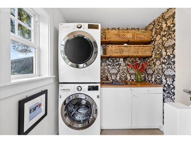 6124 Se 17TH Ave, Portland, OR 97202