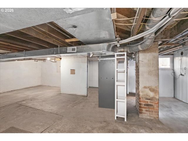 6124 Se 17TH Ave, Portland, OR 97202