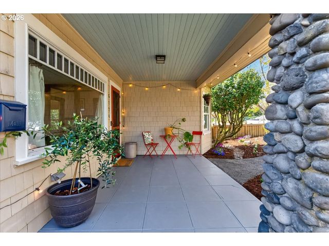 6124 Se 17TH Ave, Portland, OR 97202