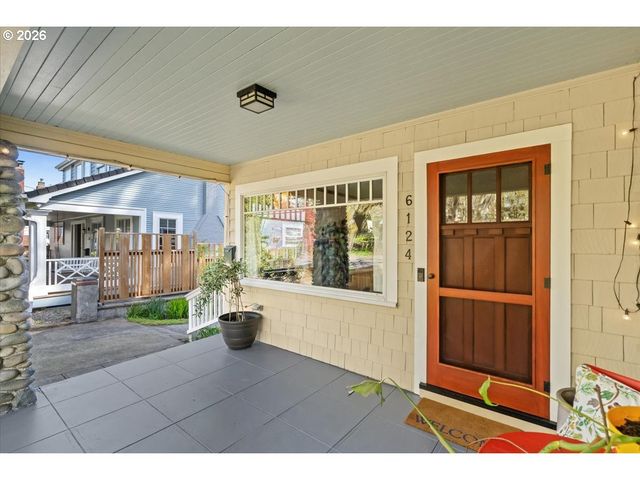 6124 Se 17TH Ave, Portland, OR 97202