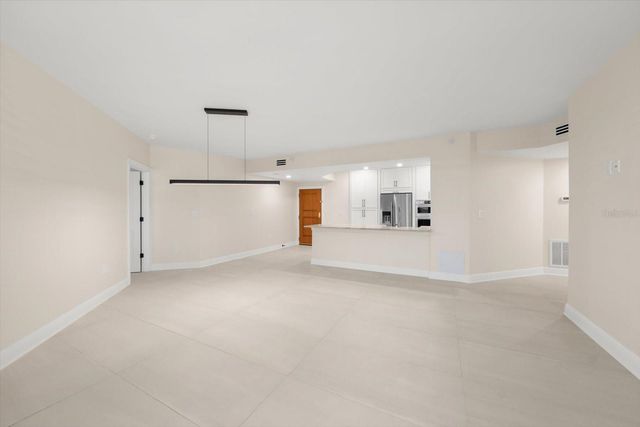 1170 GULF BLVD 1004, Clearwater, FL 33767
