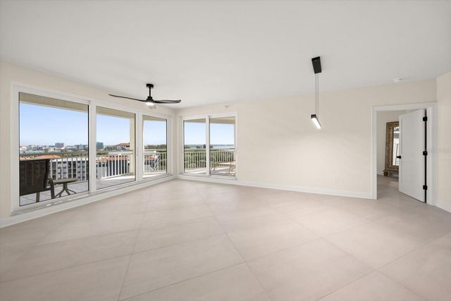 1170 GULF BLVD 1004, Clearwater, FL 33767
