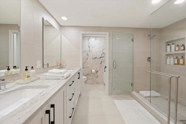 1170 GULF BLVD 1004, Clearwater, FL 33767