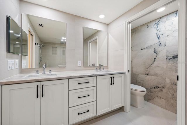 1170 GULF BLVD 1004, Clearwater, FL 33767