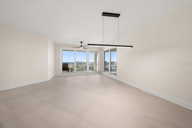 1170 GULF BLVD 1004, Clearwater, FL 33767