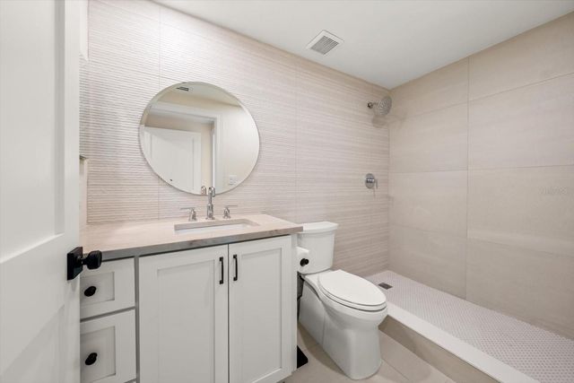 1170 GULF BLVD 1004, Clearwater, FL 33767
