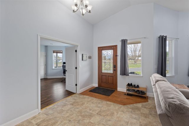 2015 Sleepy Hollow Loop, Grants Pass, OR 97527