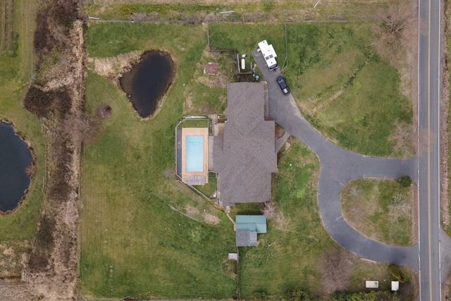 2015 Sleepy Hollow Loop, Grants Pass, OR 97527