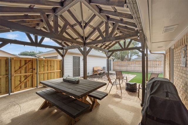 602 Greensprings Street, Highland Village, TX 75077