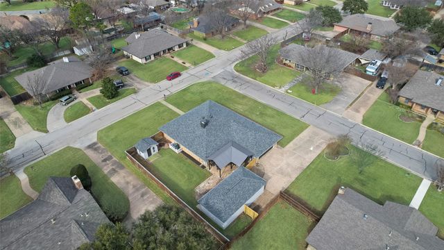 602 Greensprings Street, Highland Village, TX 75077