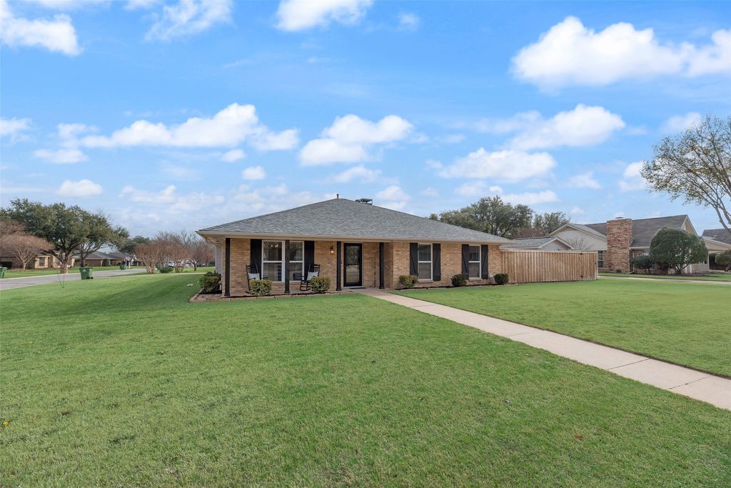 602 Greensprings Street, Highland Village, TX 75077