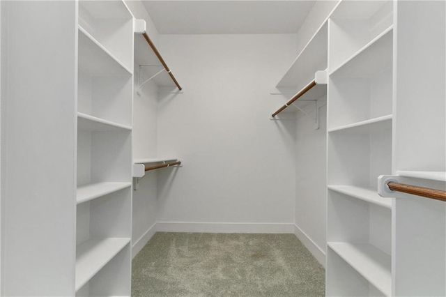 11116 N Bristol Avenue, Kansas City, MO 64156