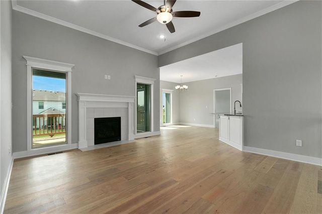 11116 N Bristol Avenue, Kansas City, MO 64156