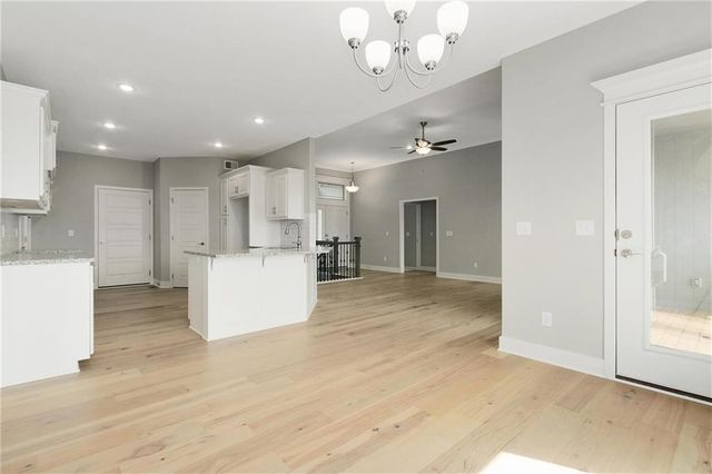 11116 N Bristol Avenue, Kansas City, MO 64156