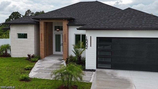 1502 Sara AVE S, Lehigh Acres, FL 33976