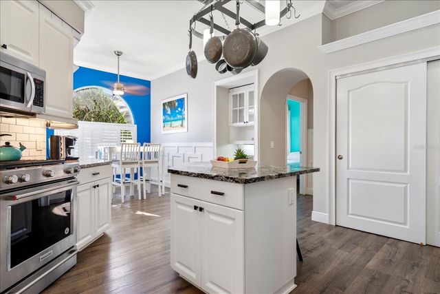 4615 4TH AVENUE DRIVE E, Bradenton, FL 34208