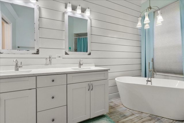 4615 4TH AVENUE DRIVE E, Bradenton, FL 34208