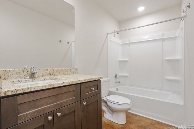 150 Hill Dr, Spring Branch, TX 78070