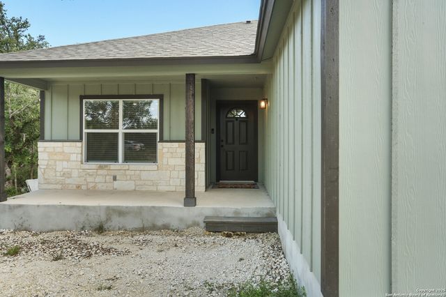 150 Hill Dr, Spring Branch, TX 78070