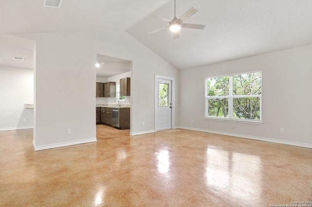 150 Hill Dr, Spring Branch, TX 78070