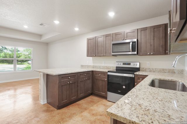 150 Hill Dr, Spring Branch, TX 78070