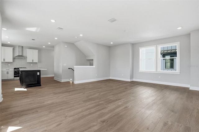 3003 1ST AVENUE N, St Petersburg, FL 33713