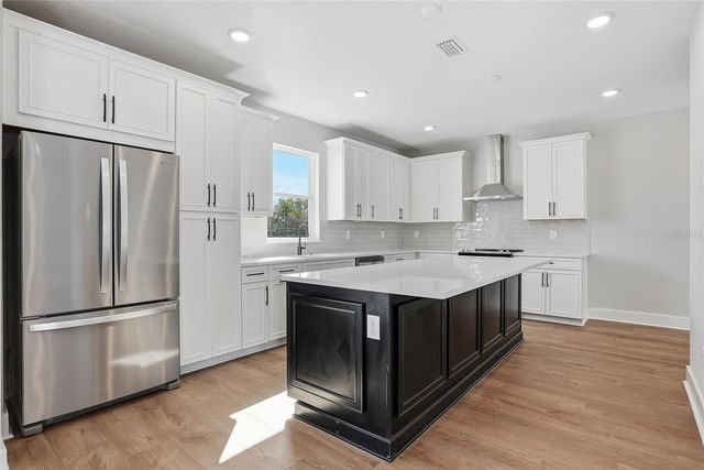 3003 1ST AVENUE N, St Petersburg, FL 33713