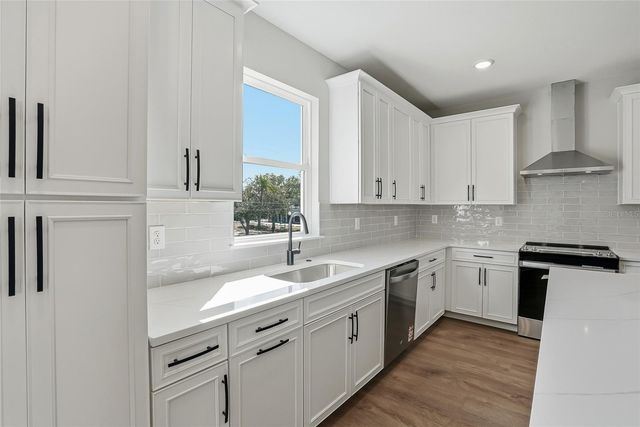 3003 1ST AVENUE N, St Petersburg, FL 33713