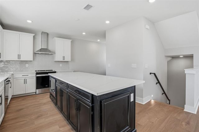 3003 1ST AVENUE N, St Petersburg, FL 33713