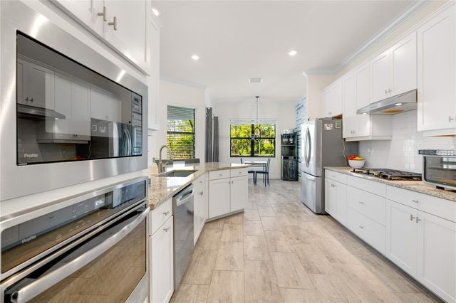 17045 POLO TRL, Lakewood Ranch, FL 34211