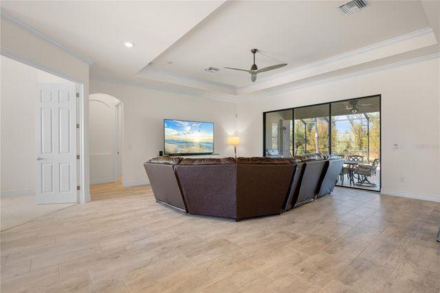 17045 POLO TRL, Lakewood Ranch, FL 34211