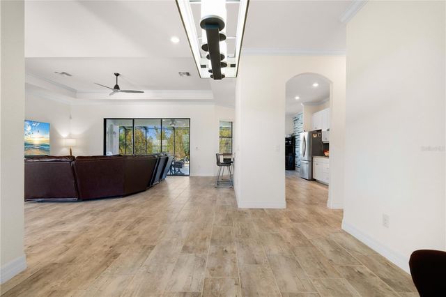 17045 POLO TRL, Lakewood Ranch, FL 34211