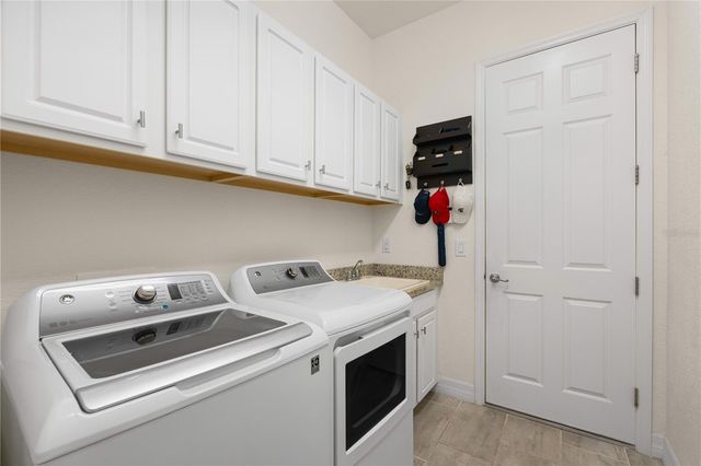 17045 POLO TRL, Lakewood Ranch, FL 34211