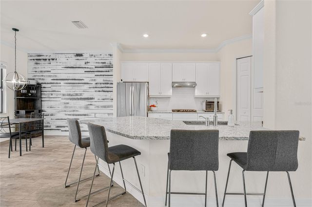 17045 POLO TRL, Lakewood Ranch, FL 34211