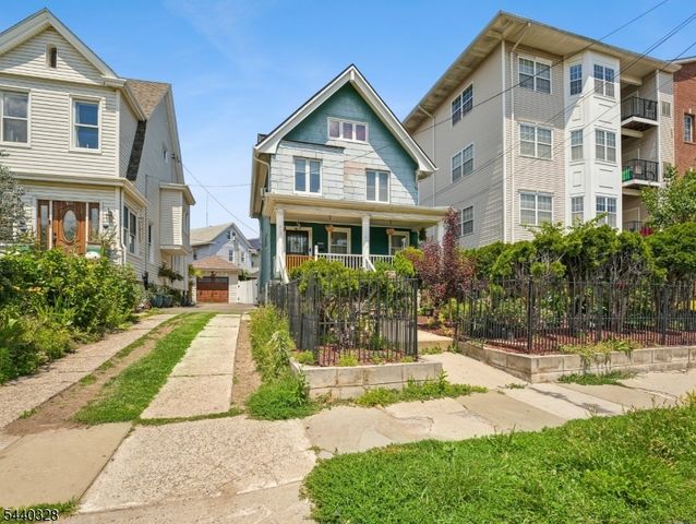 415 Westfield Ave, Elizabeth City, NJ 07208