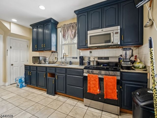 415 Westfield Ave, Elizabeth City, NJ 07208