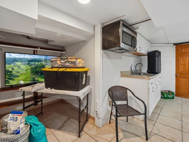 415 Westfield Ave, Elizabeth City, NJ 07208