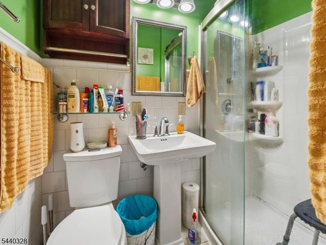 415 Westfield Ave, Elizabeth City, NJ 07208