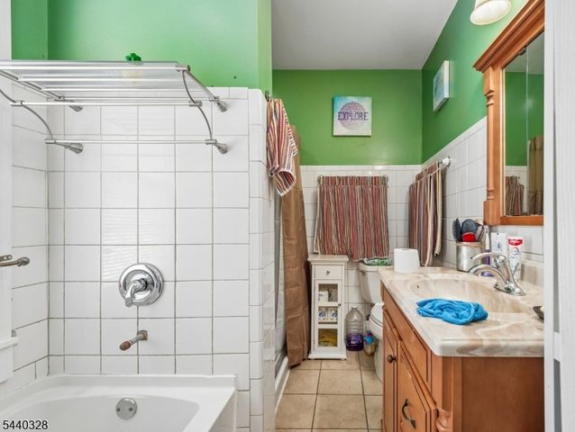 415 Westfield Ave, Elizabeth City, NJ 07208