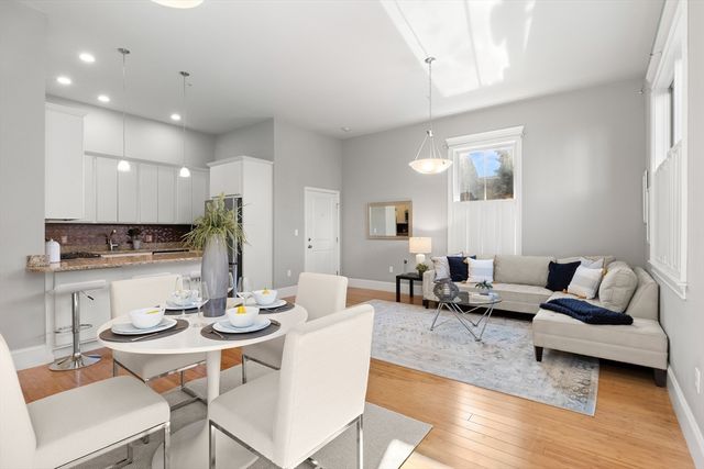 17 North 2, Salem, MA 01970