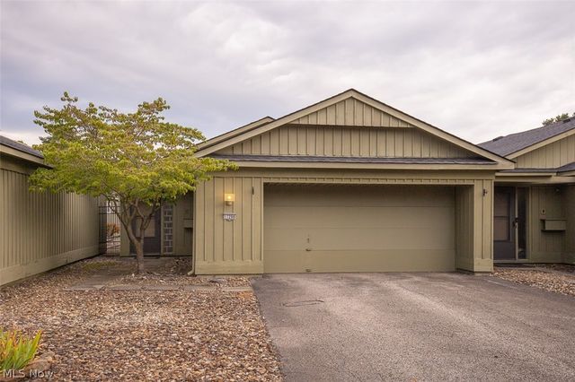 17298 Otani Court, Strongsville, OH 44136