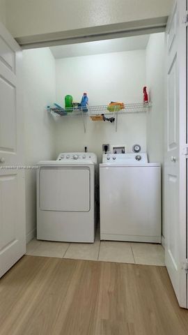 949 NE 42nd Ave, Homestead, FL 33033