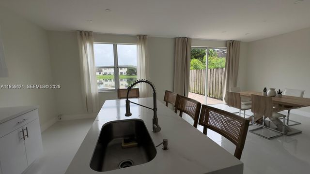 949 NE 42nd Ave, Homestead, FL 33033