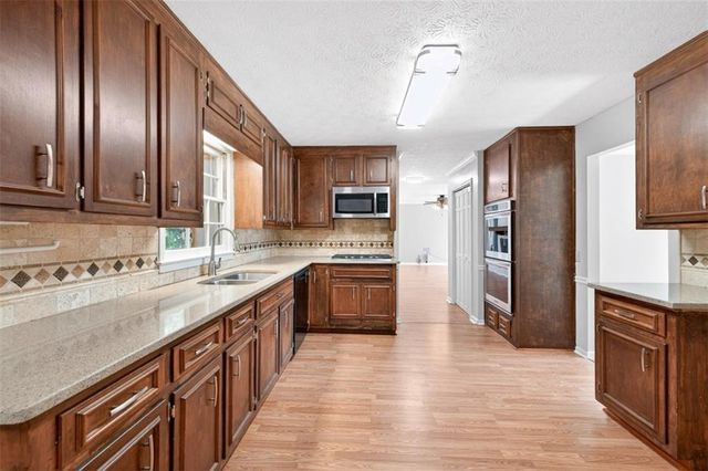 441 Shore Drive, Suwanee, GA 30024