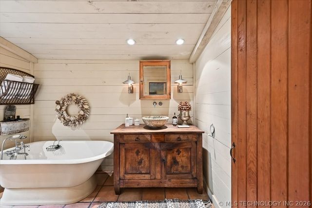 84 Willow, Locust Grove, OK 74352