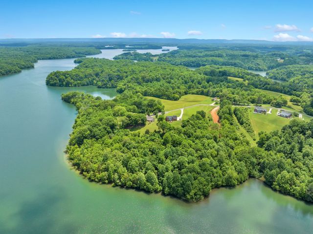 1157 Majors Cemetery Rd, Lynchburg, TN 37352