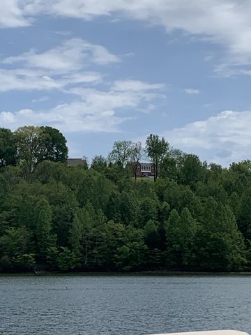 1157 Majors Cemetery Rd, Lynchburg, TN 37352