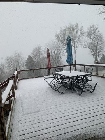 1157 Majors Cemetery Rd, Lynchburg, TN 37352