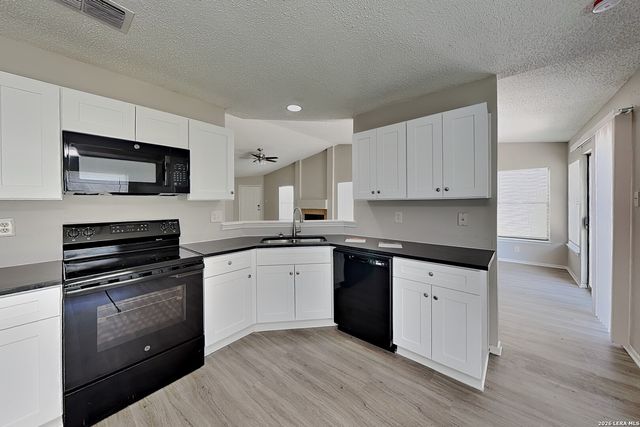 7158 Elk Trail, San Antonio, TX 78244